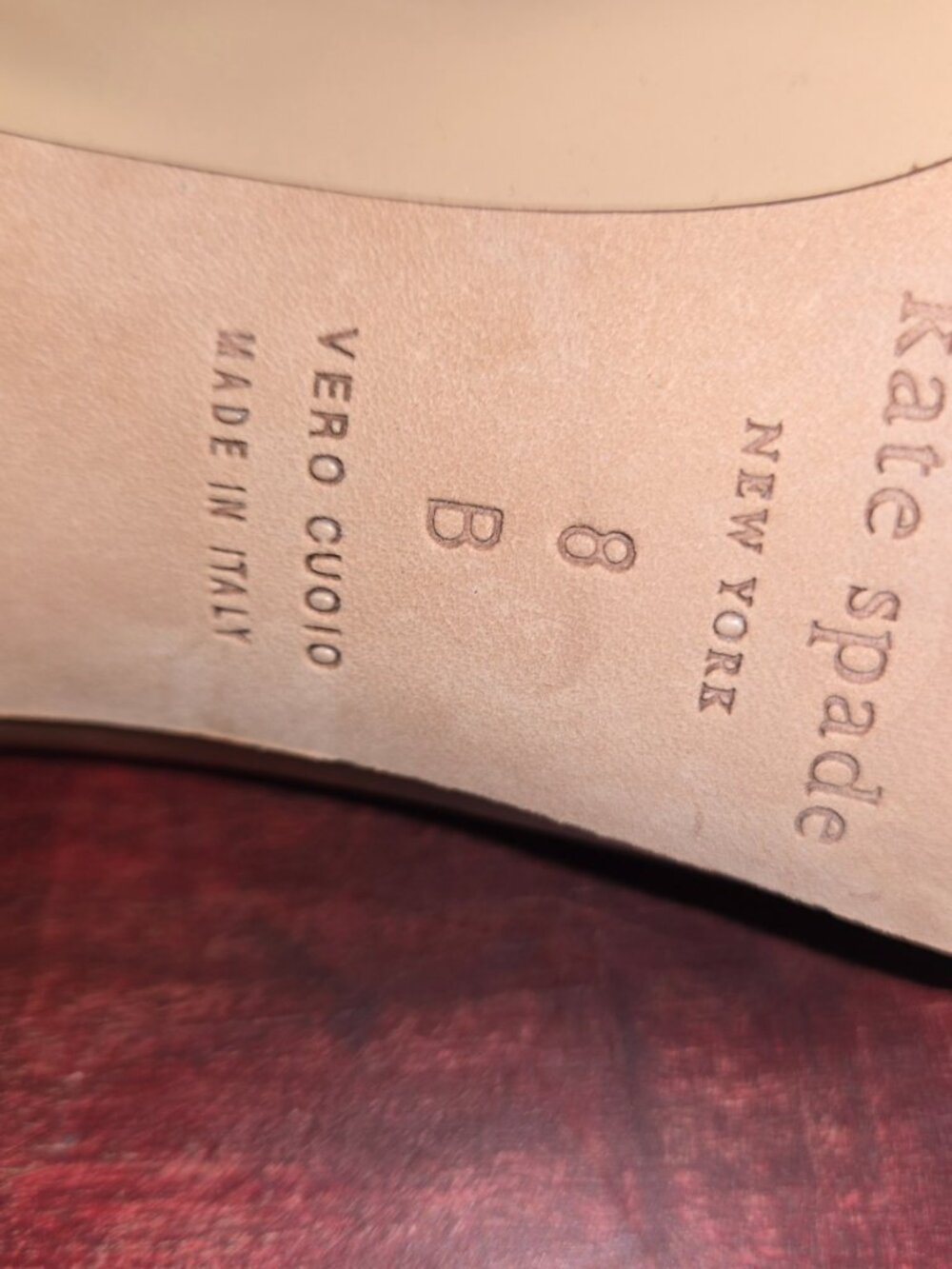 Kate Spade Italy Nude Patent Leather Block Heel Pumps Crystal Medallion Sz 8B - Picture 6 of 9